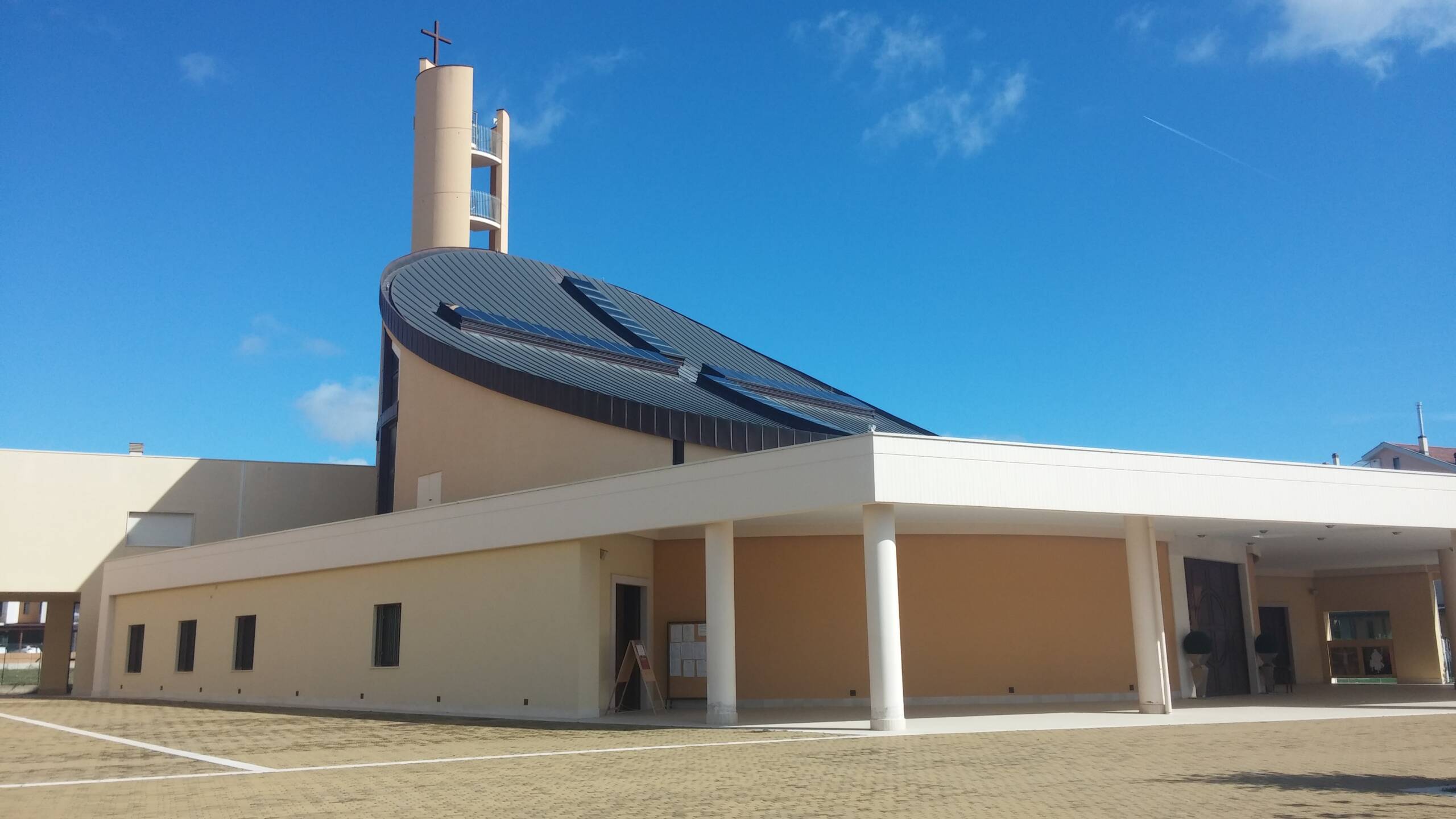 Chiesa del Redentore – Altamura (impresa COBAR)