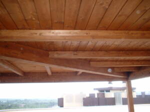 Tettoia-in-Legno
